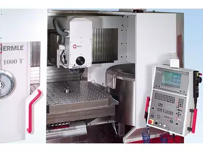 Universalwerkzeugfr�smaschine U 1000 T