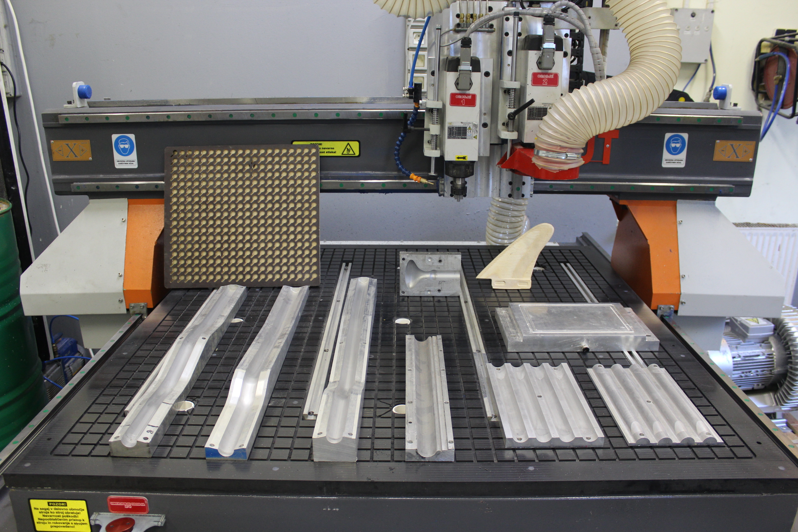molds for carbon fibre and glass fibre parts