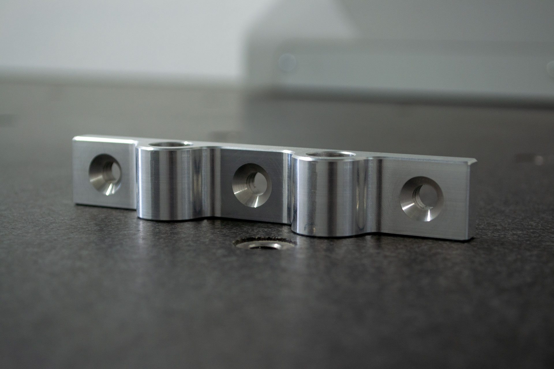 Scharnier/Hinge