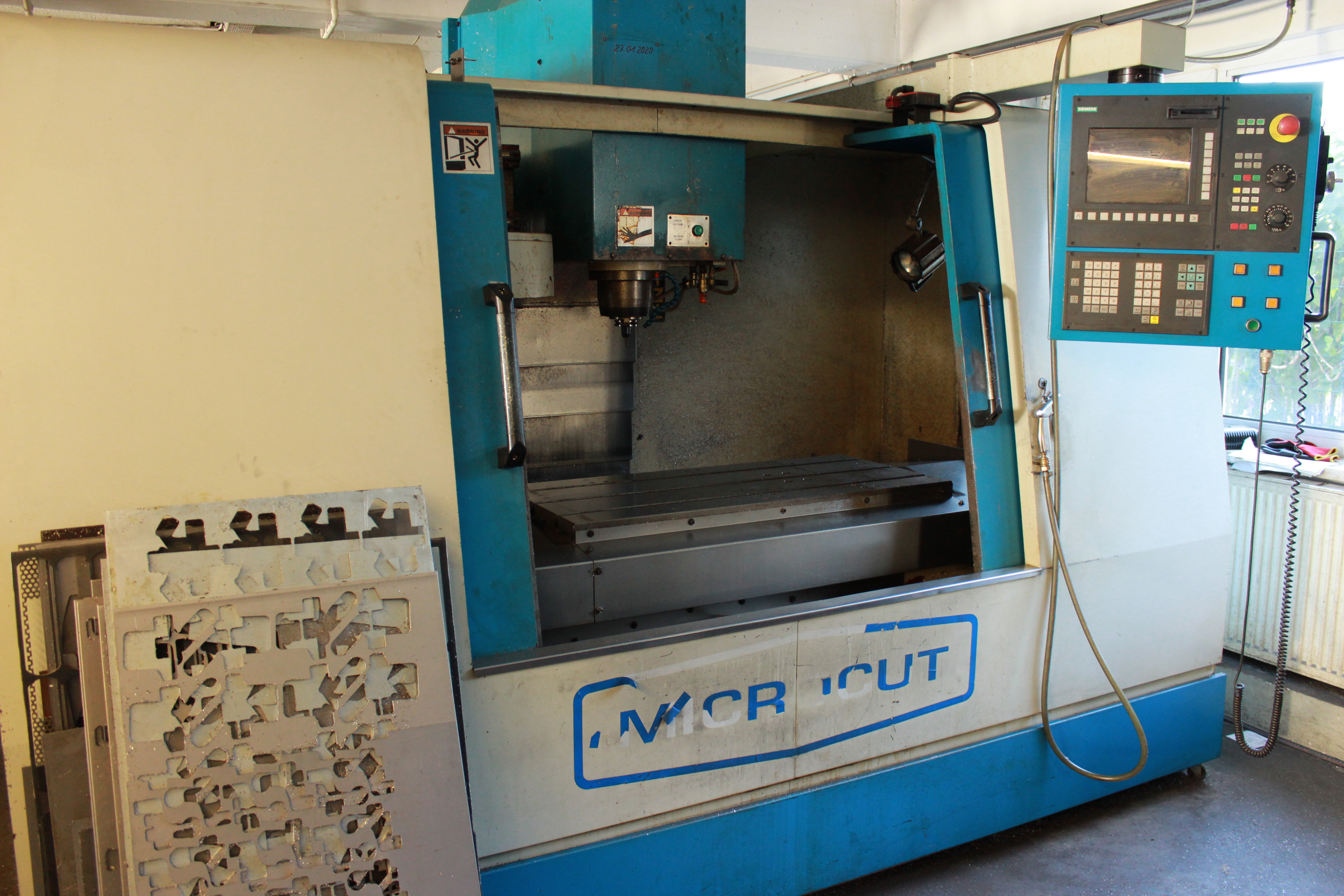 CNC-Bearbeitungszentrum (3-Achsen)