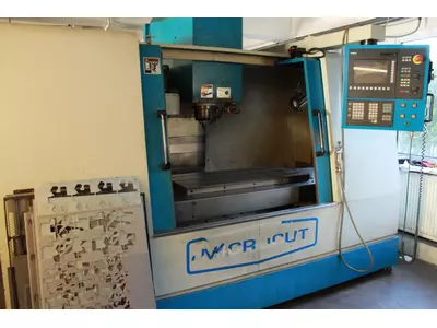 CNC-Bearbeitungszentrum (3-Achsen)