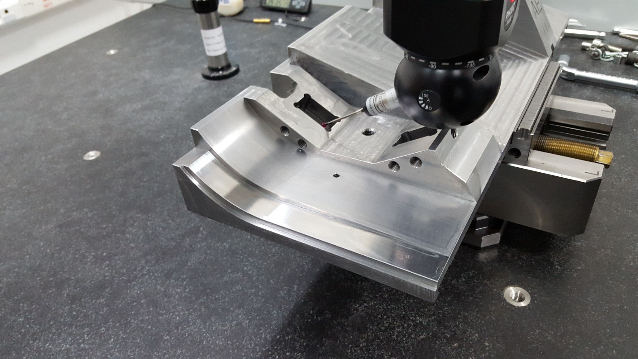 Machine construction part