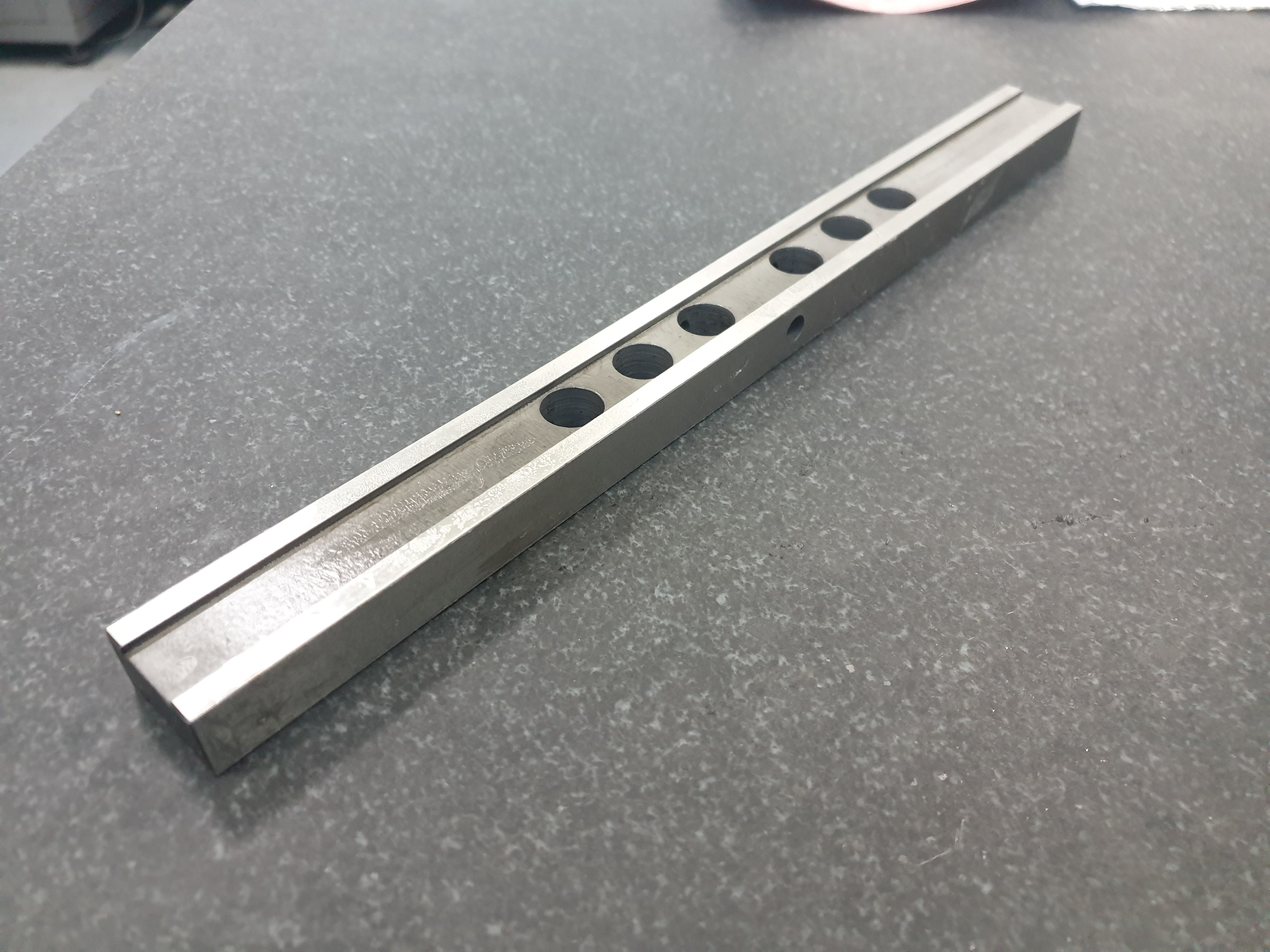 Bar for measure equipment