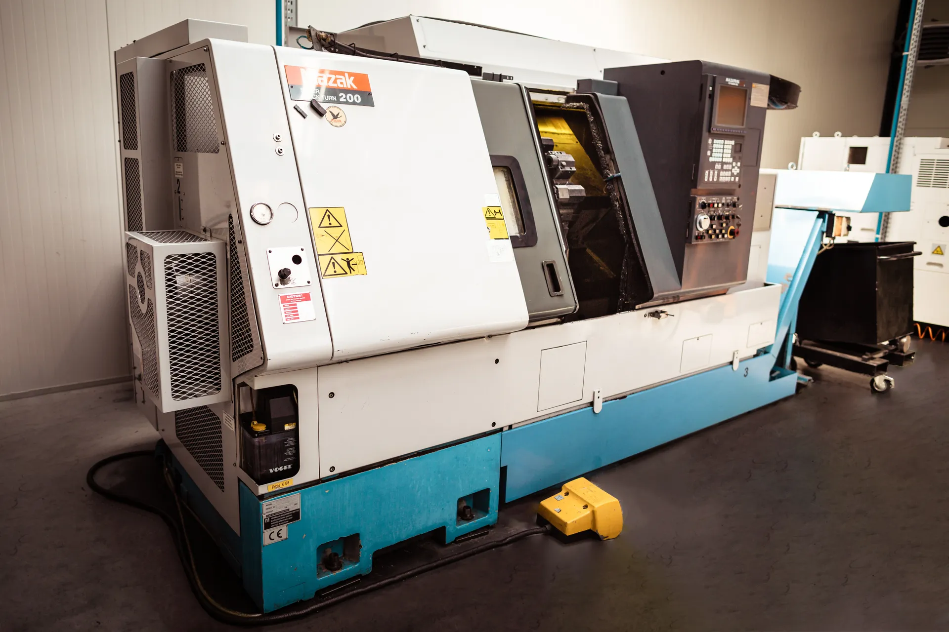 Mazak SQT 200