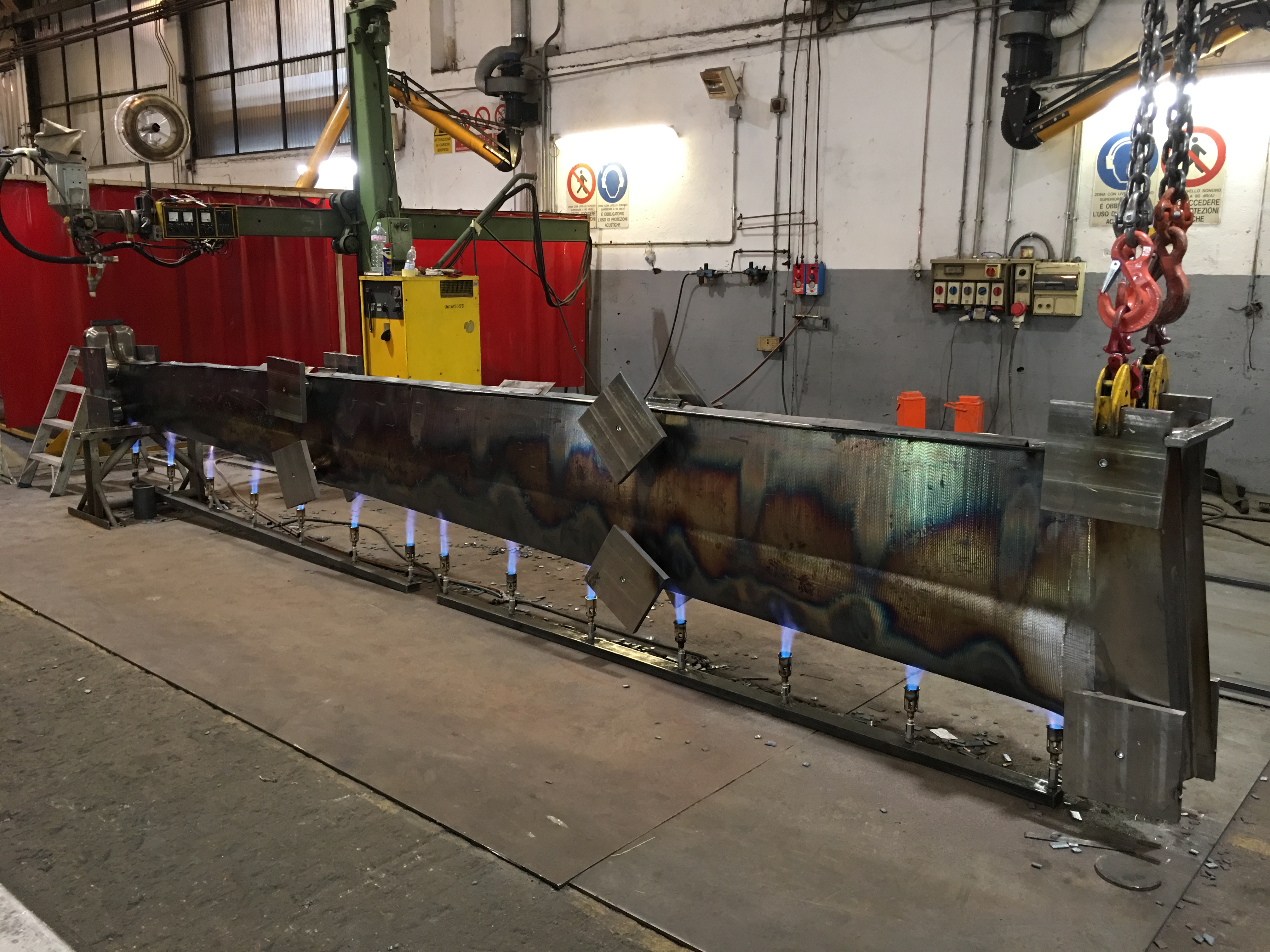 Canting Keel