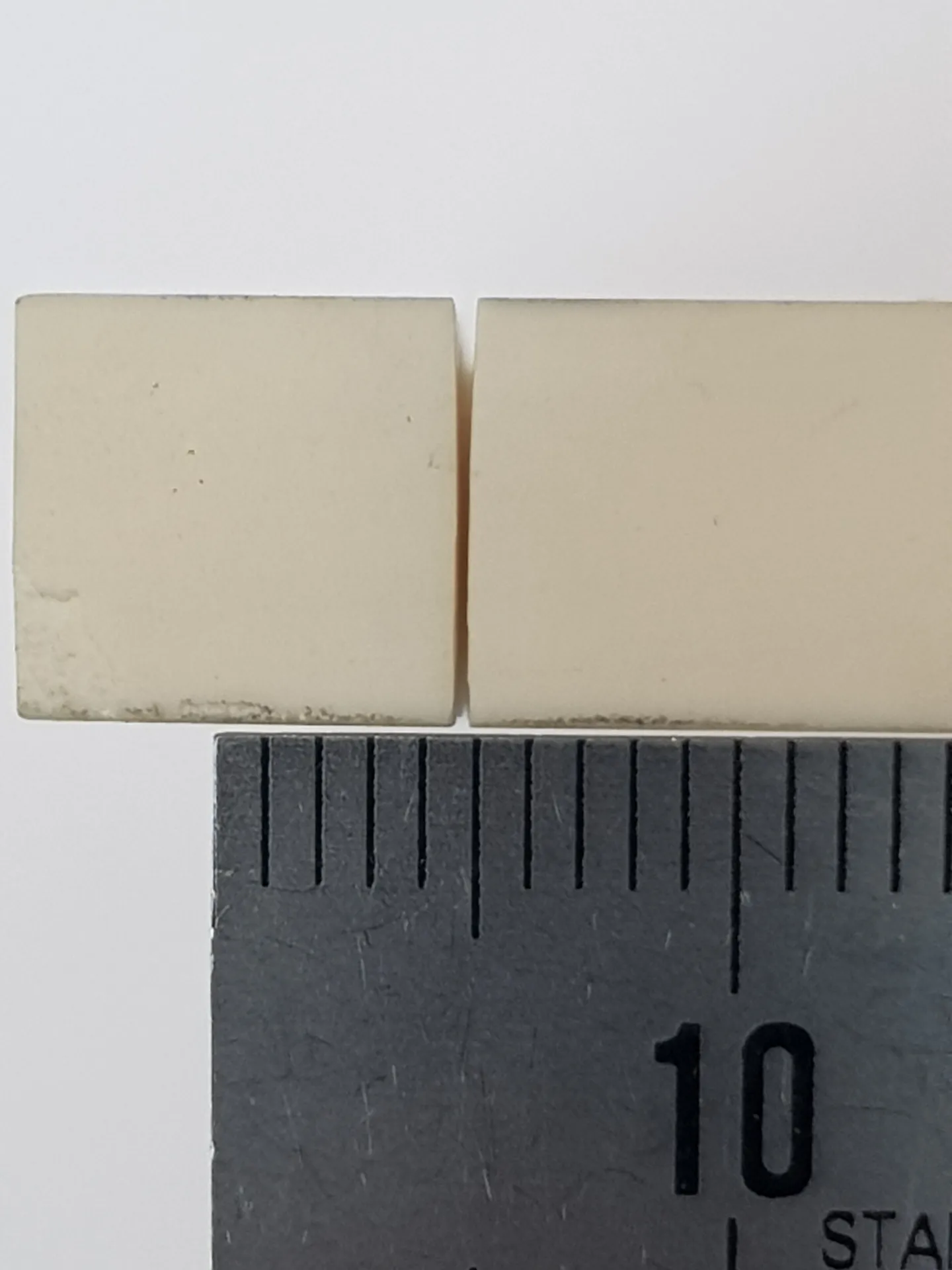 Schnitt in Aluminiumoxid