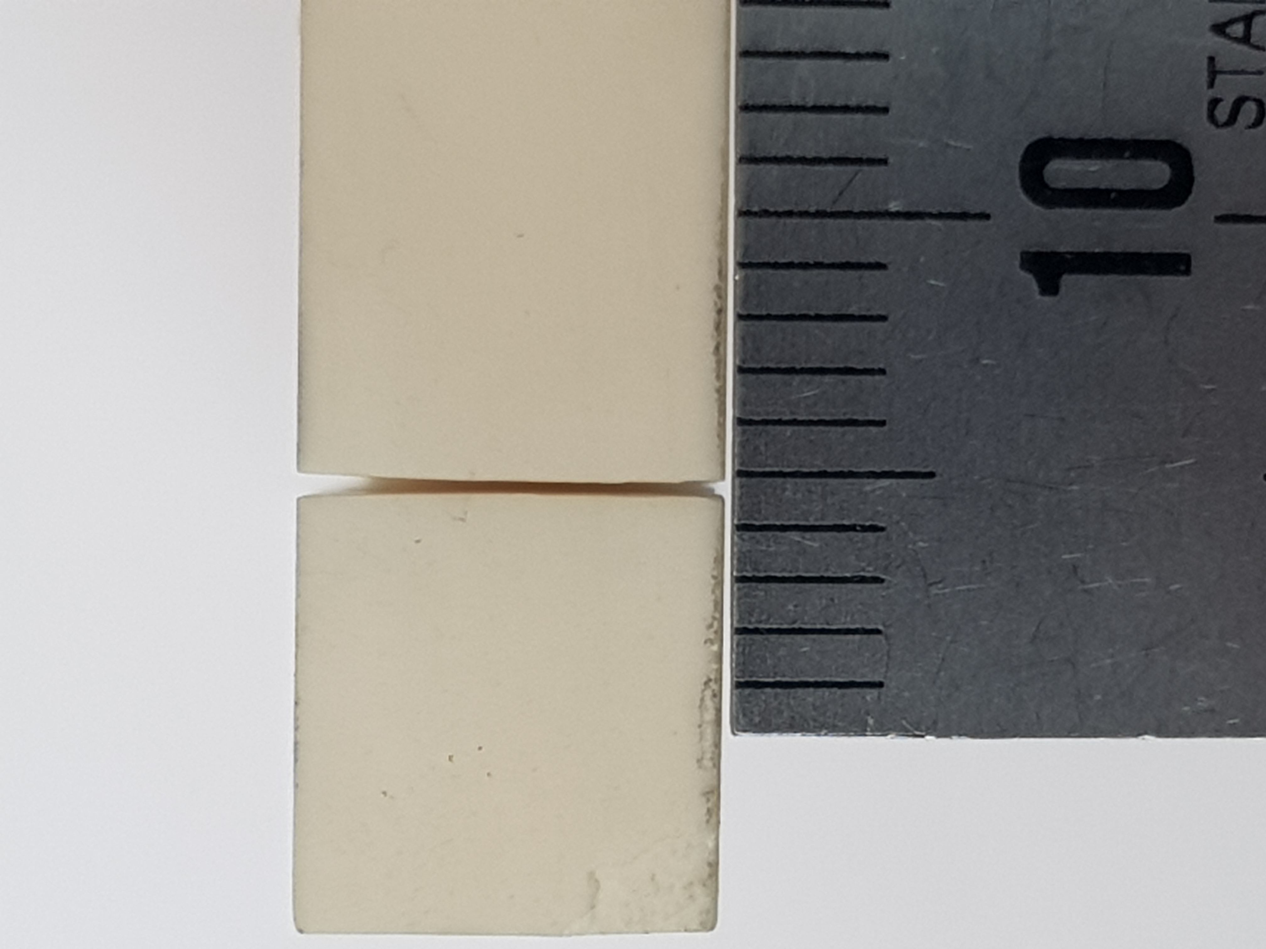Schnitt in Aluminiumoxid