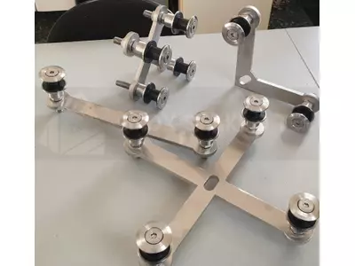 Glass facade and roof system