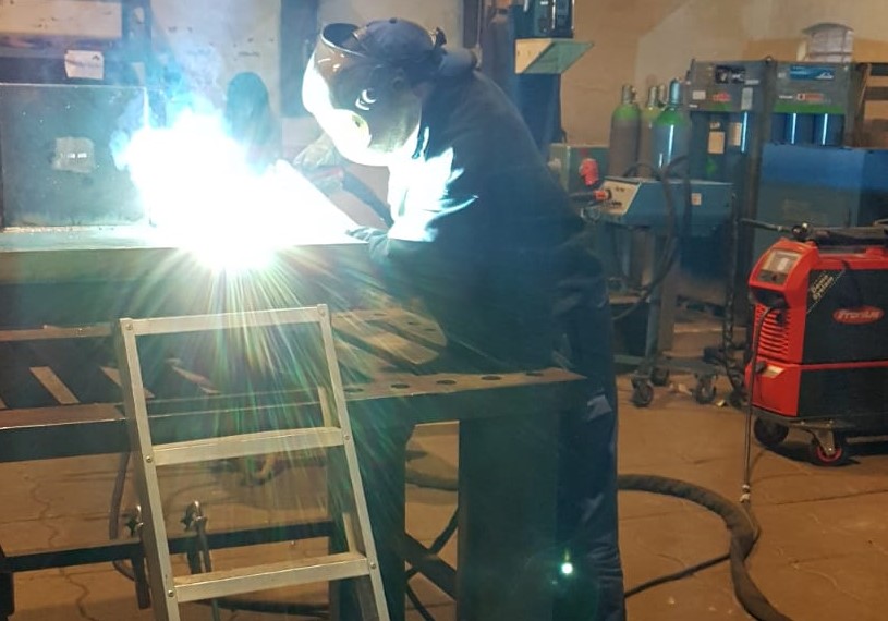 Schweißmaschine TPSI 600