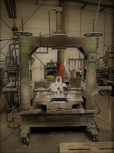 hydraulischer Gießbock