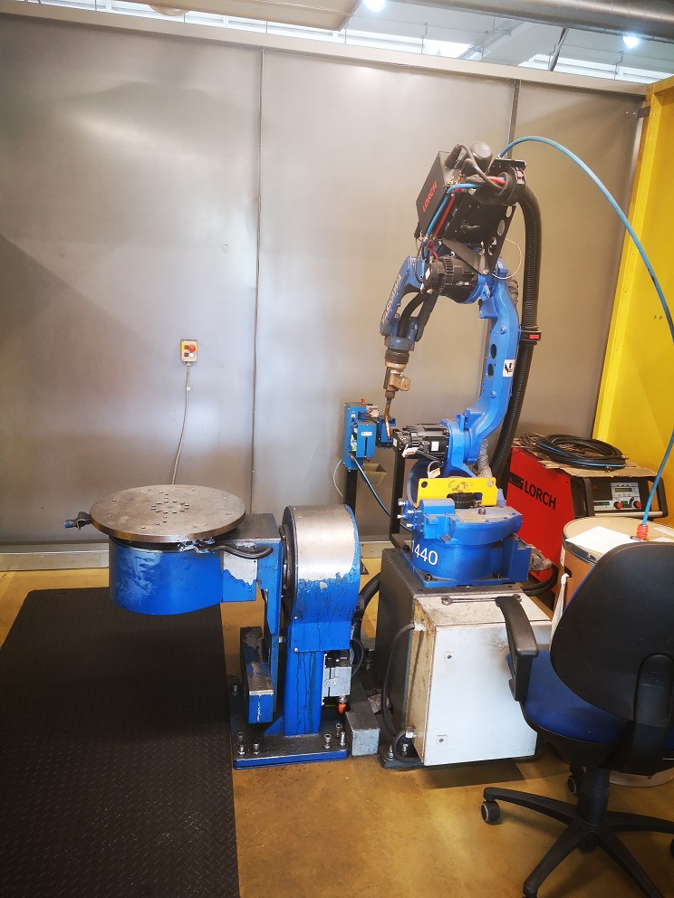 MA 1440 ROBOT WELDING