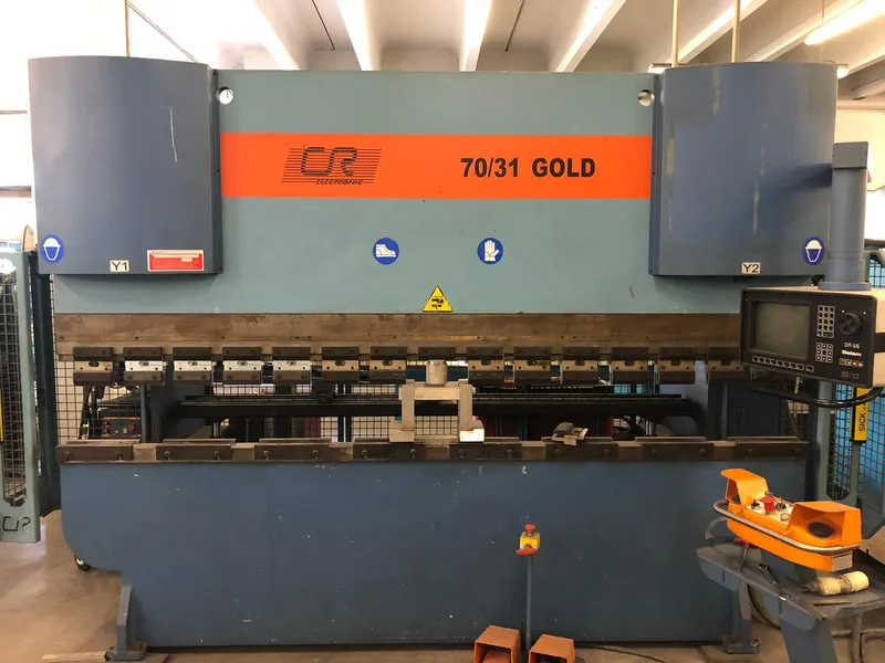 Pressa piegatrice CR 3MT 70T