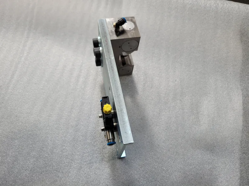 Klemmelement - Clamping unit