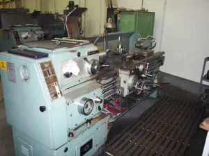 Universal Drehmaschine