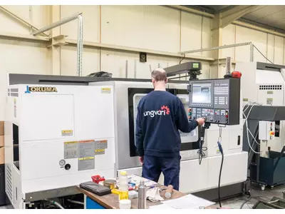 OKUMA LB3000 mit Lünette