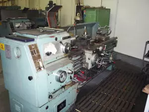 Universal Drehmaschine