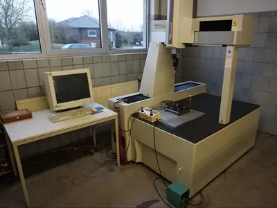 CNC Koordinaten Messmaschine
