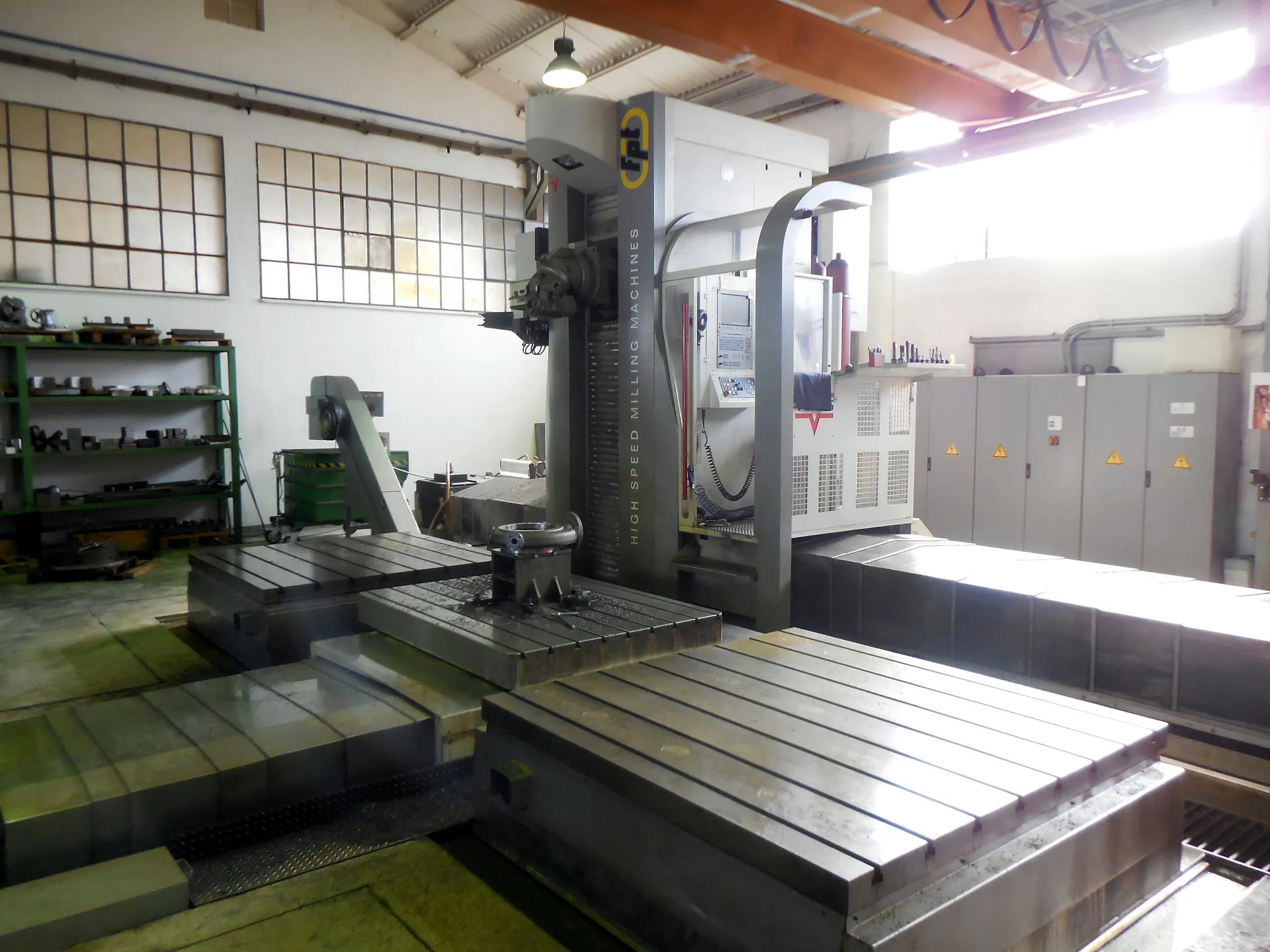 FPT VERUS M60