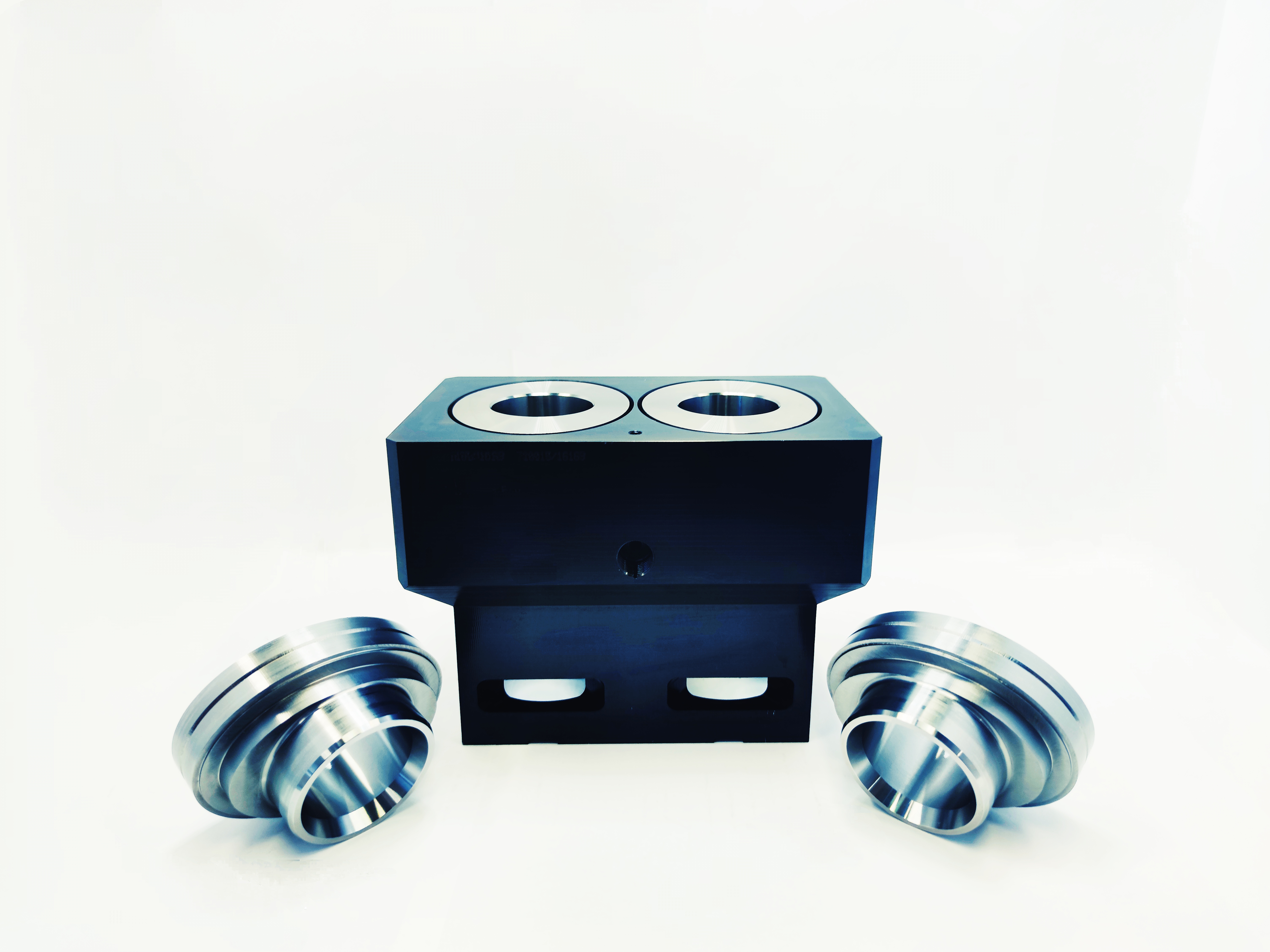 twin elliptical body and piston