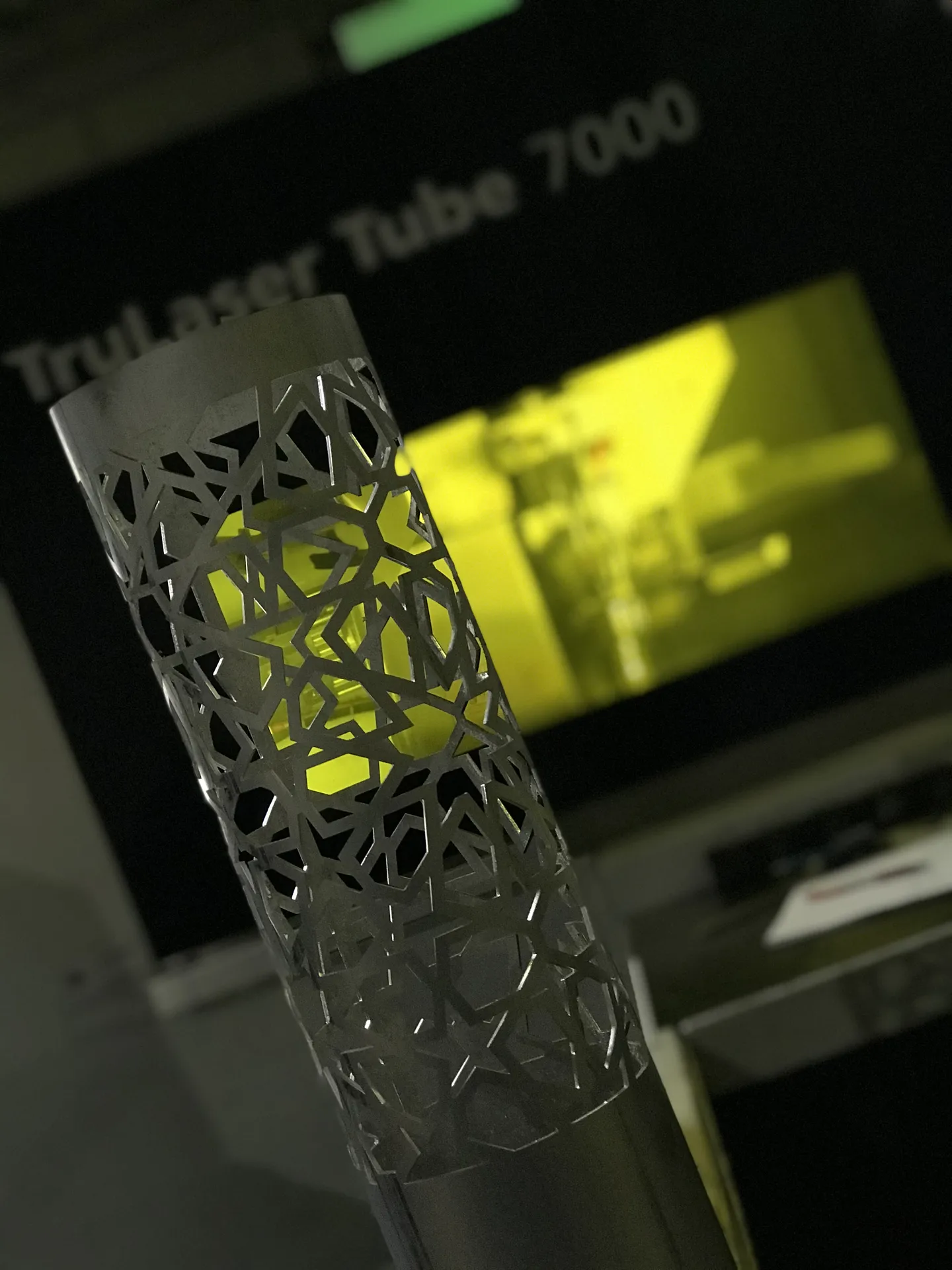 Tube laser