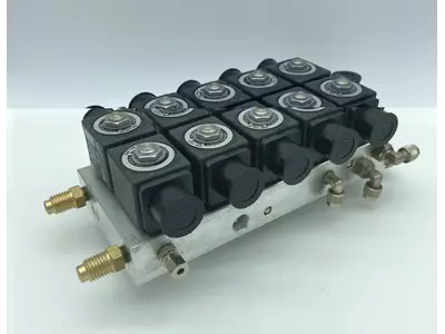 Manifolds & distribution units