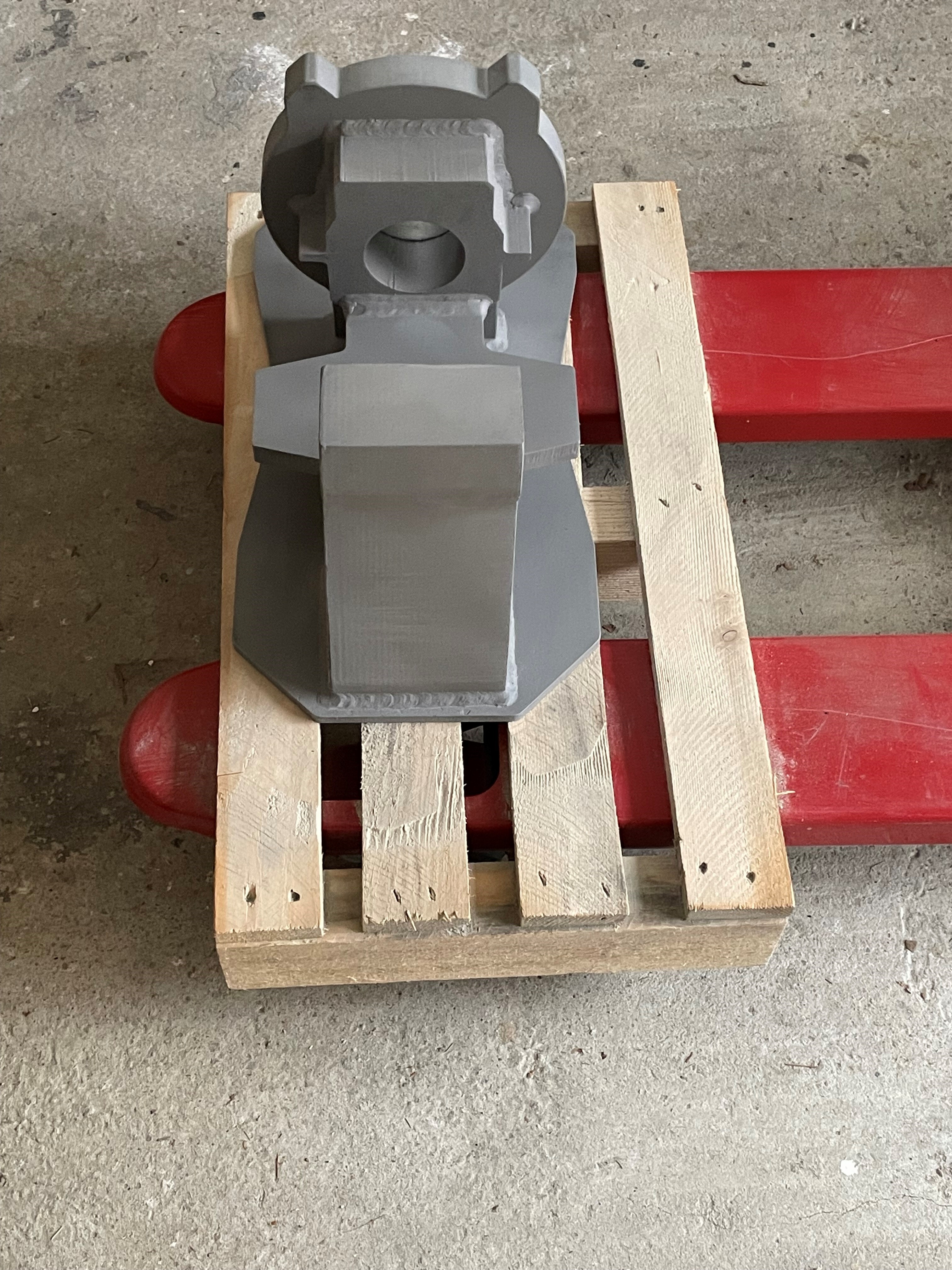 Machine base structure