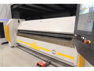 Schwenkbiegemaschine