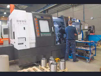 Drehmaschine L400 MC