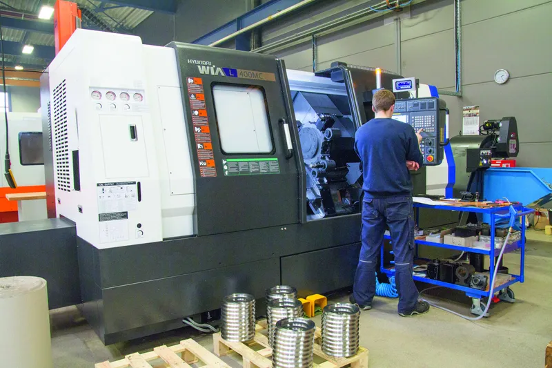 Drehmaschine L400 MC