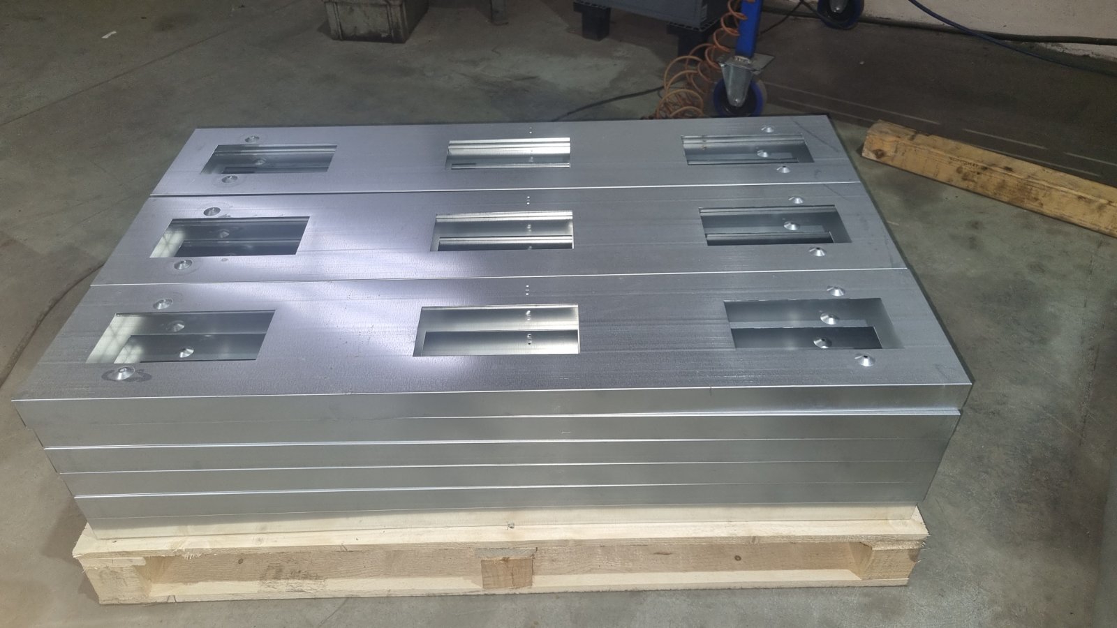 Lighting case
