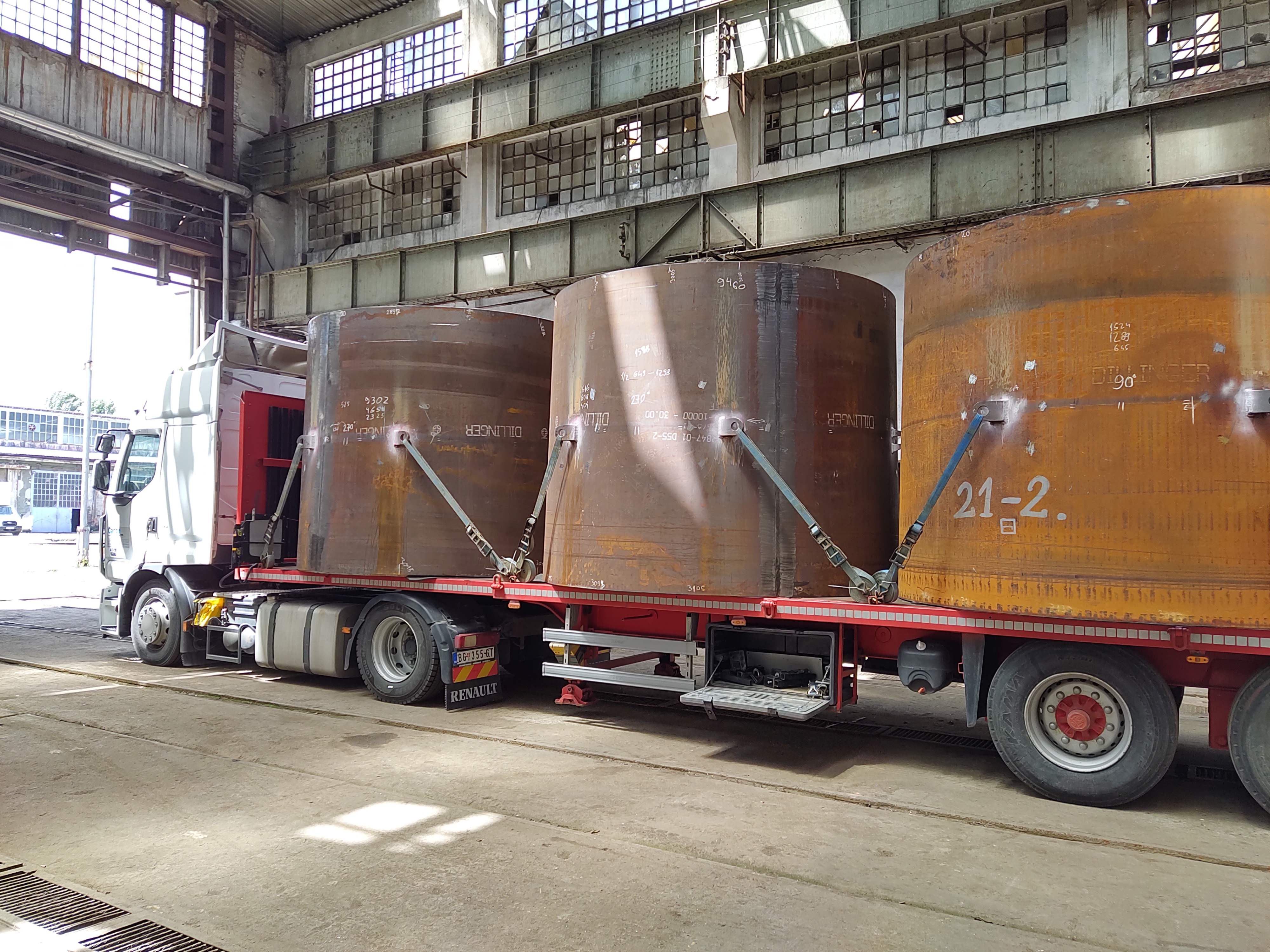 Tank segments