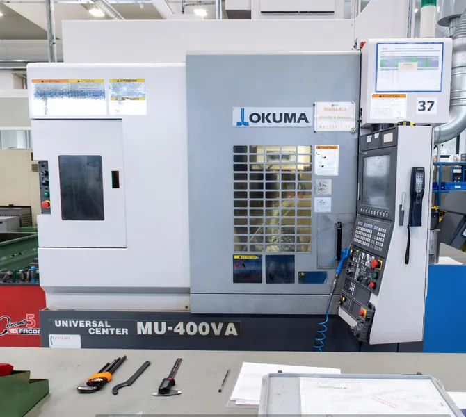 MU 400 VA