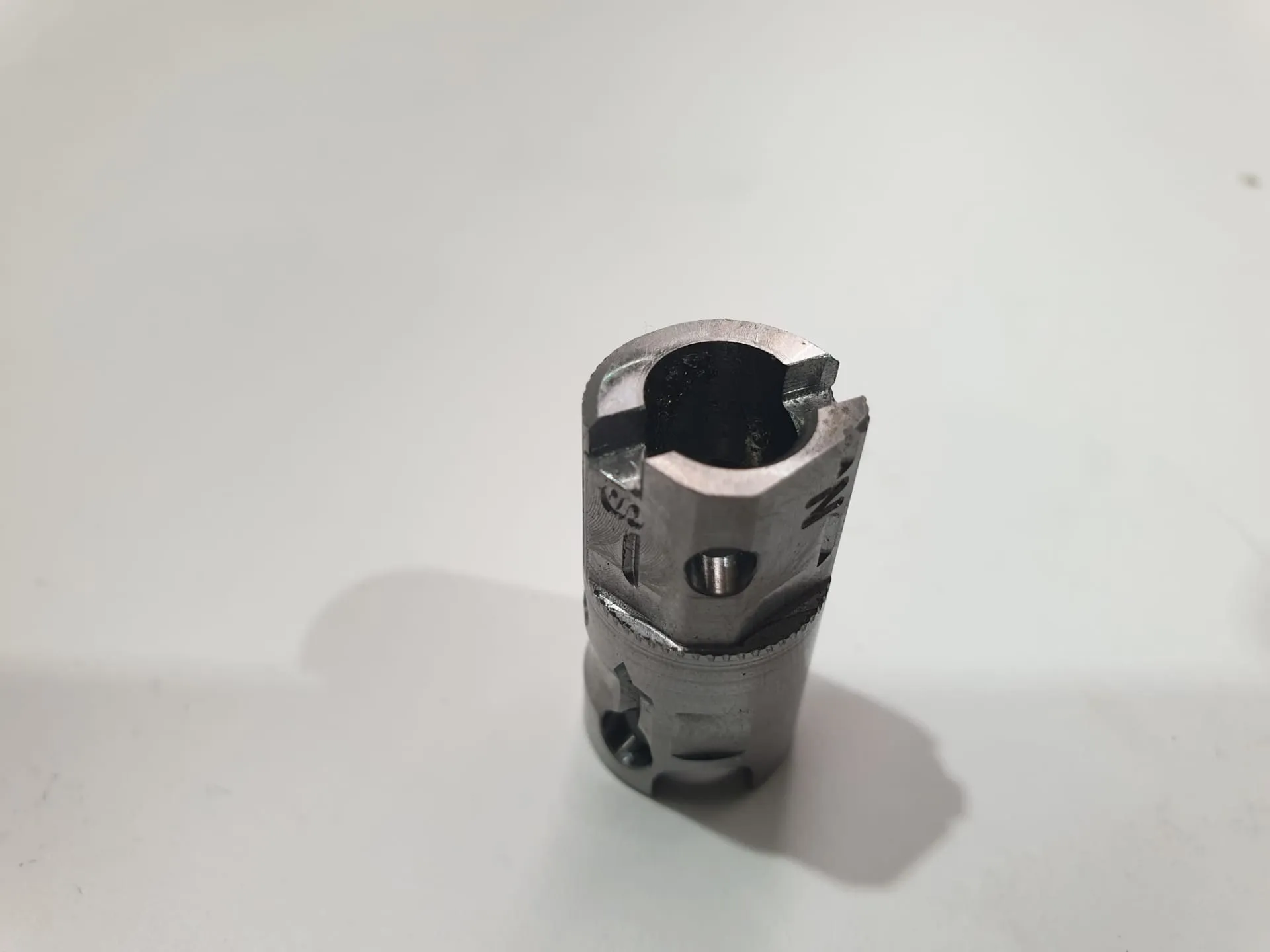 F2-N25849
