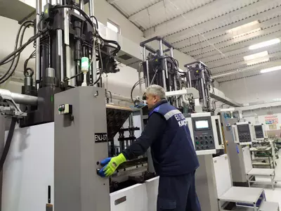 Injection Moulding Machine (9 machines)