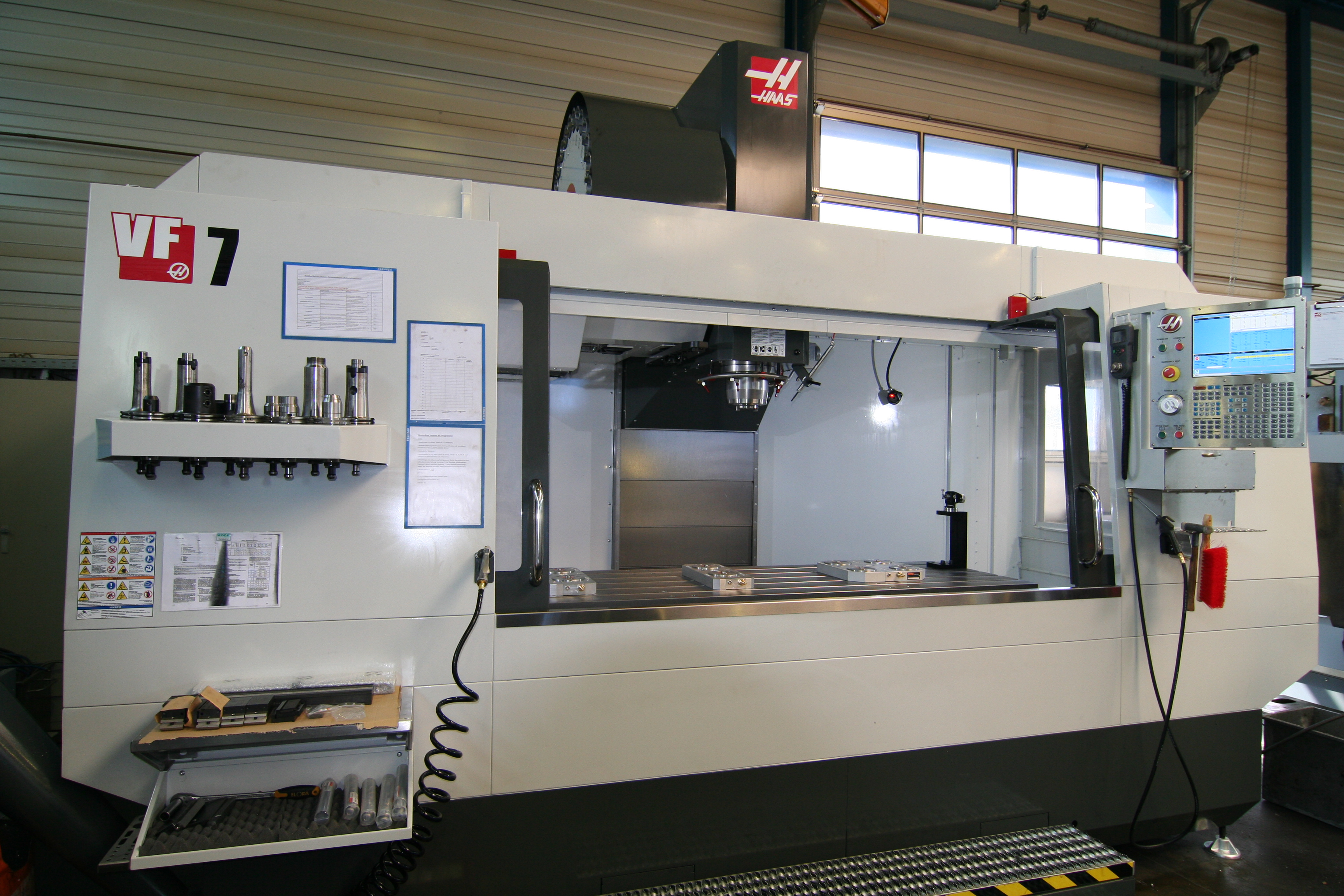 HAAS VF7