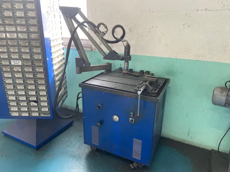 Swing Arm Tapping Machine