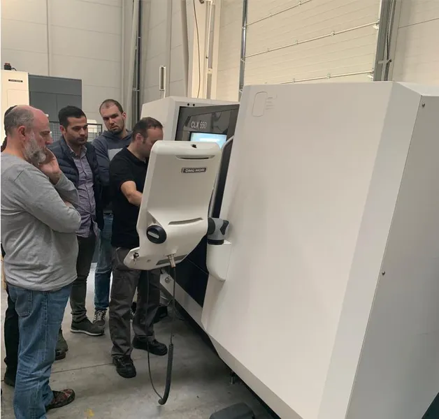 CLX 550 4 axis (C Y) CNC Turning Machine