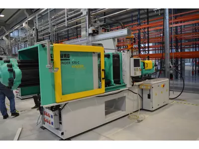 Injection Molding Machine 