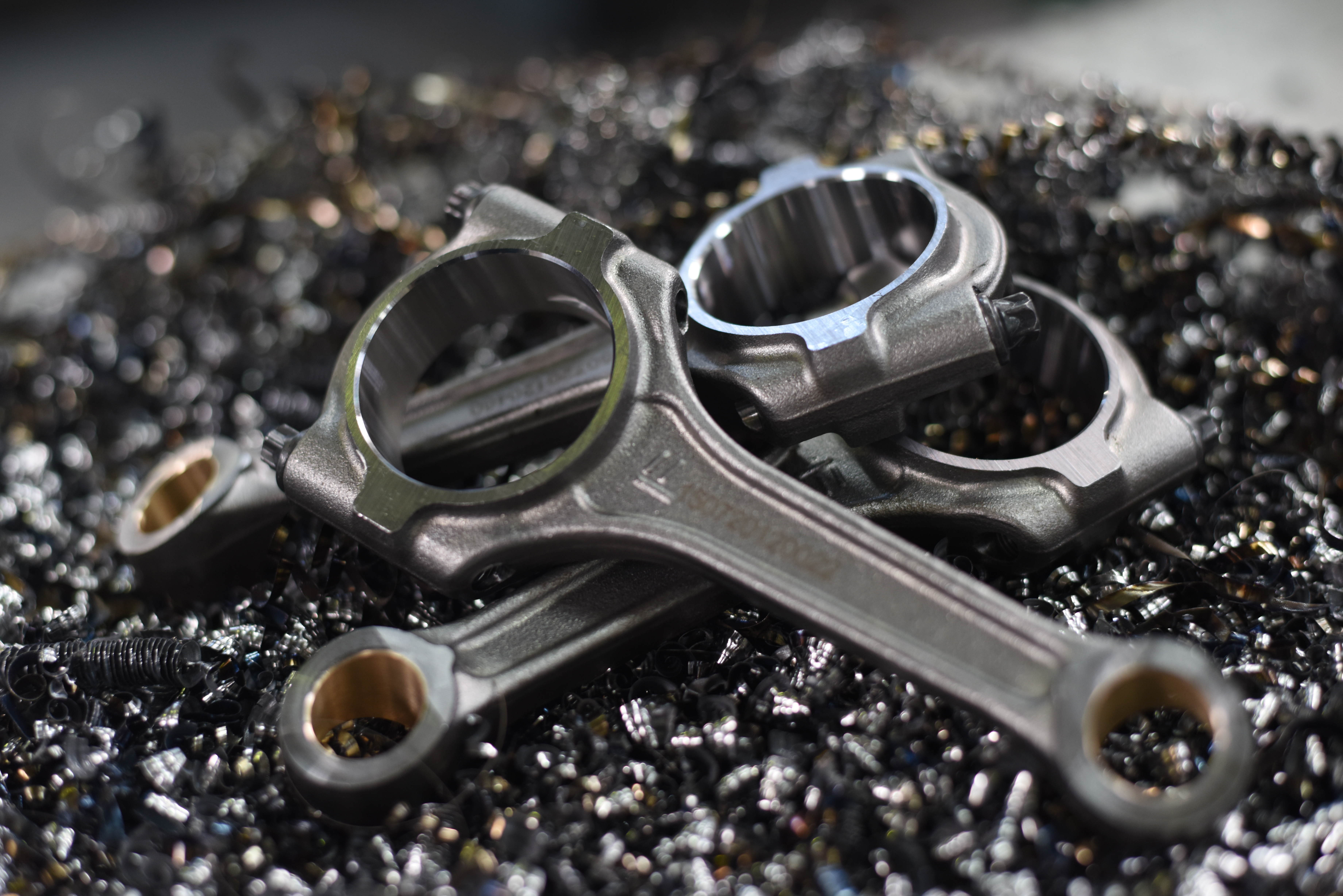 CONNECTING RODS