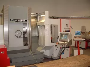 Universal Fräsmaschine DMU 50 eV