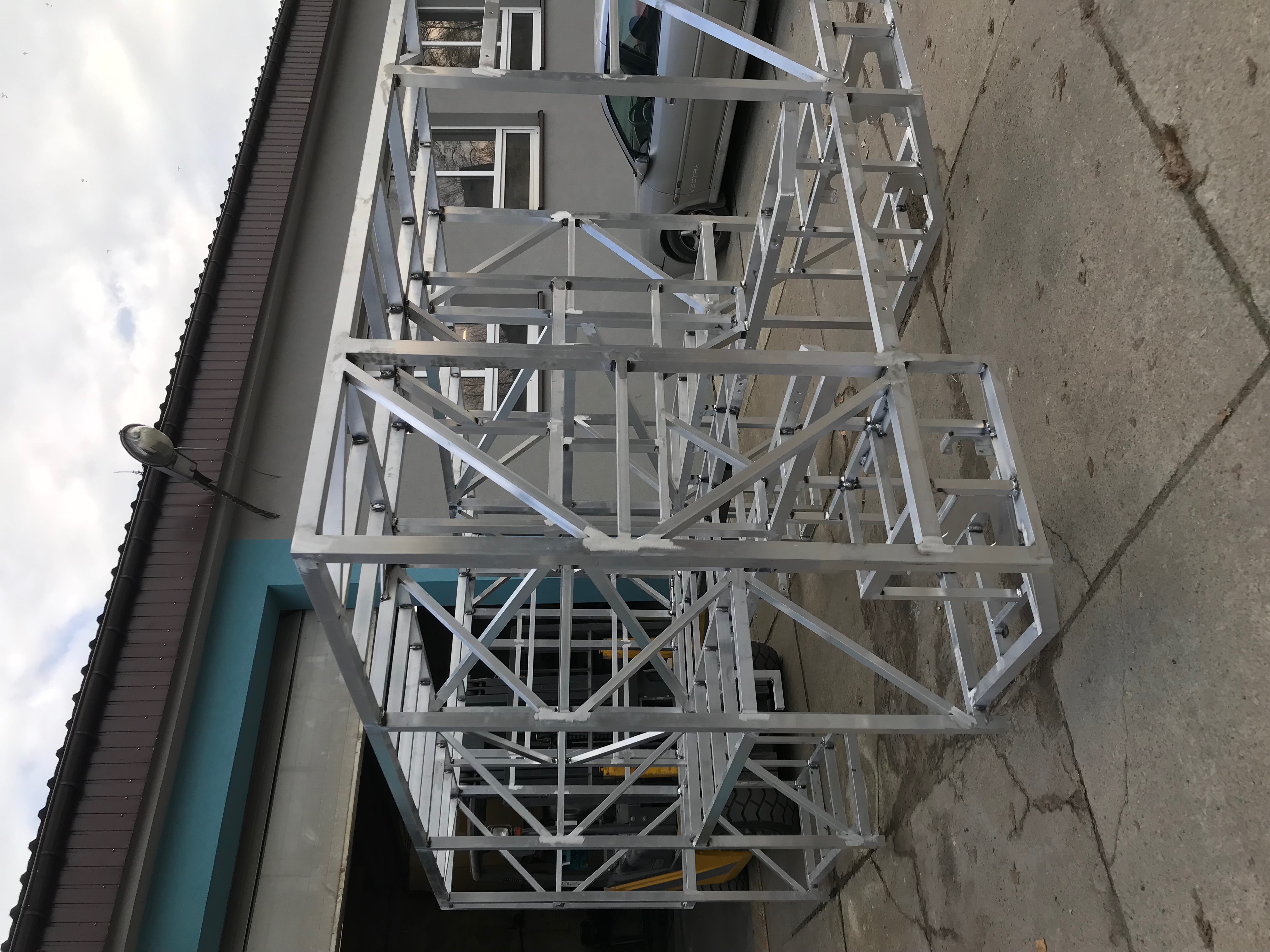 Aluminium frame