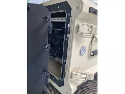 Frontplatte + Schanrier