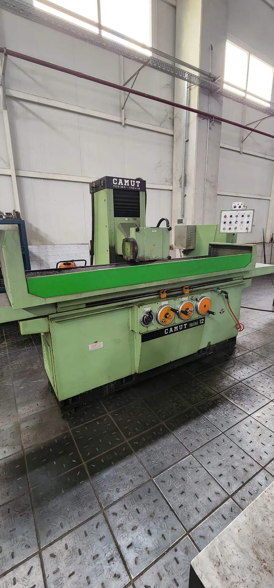 Grinding machine