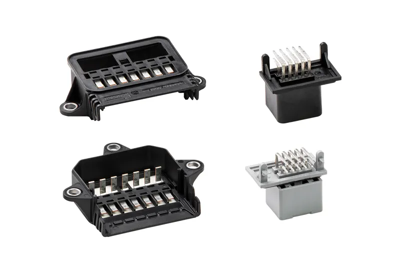 Connecttion box mit Einlegeteilen umspritzt