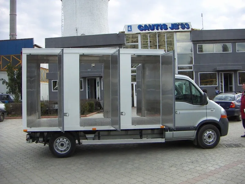 Spezial-Aufbau Transporter