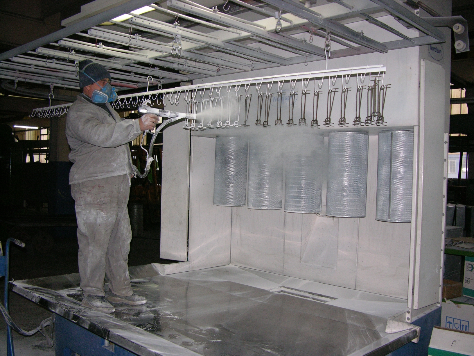 Electrostatic powder coating