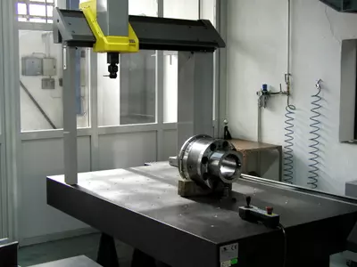 Tridimensional BROWN & SHARPE DEA Mistral 