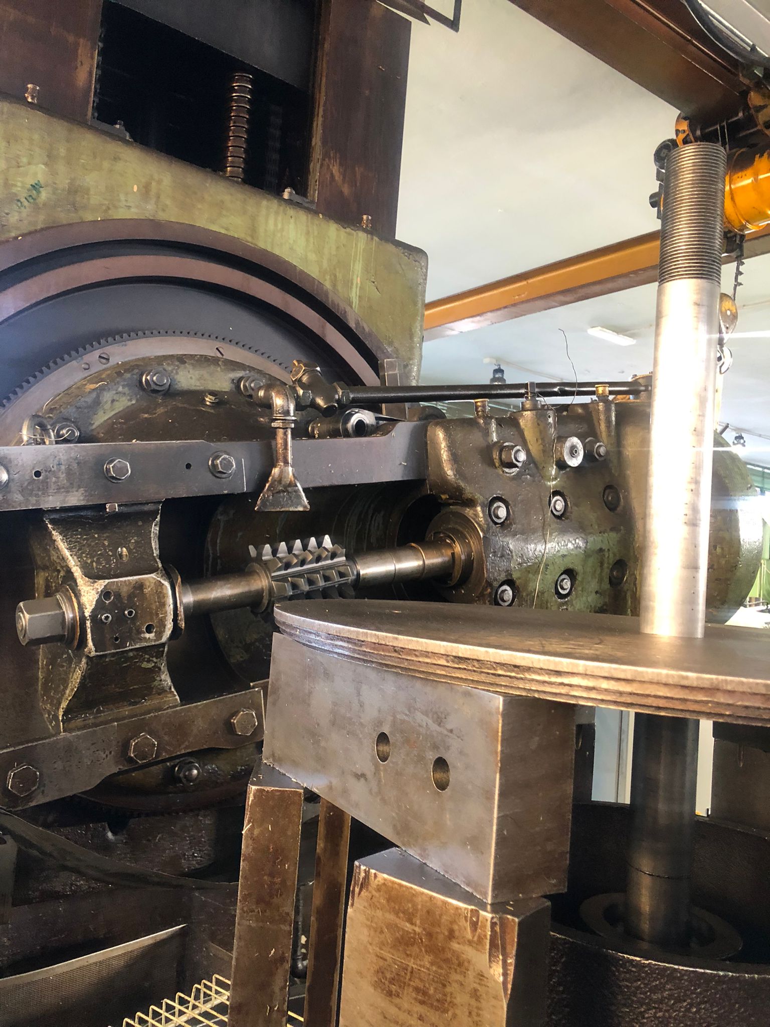 Verzahnungsmaschine