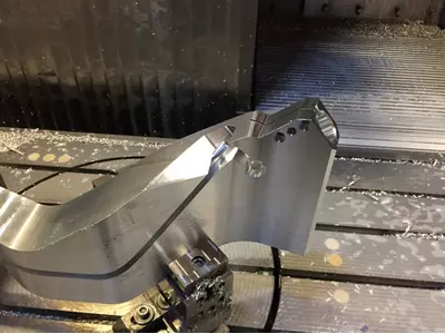 3D- Elektrodenarm im Fertigungsprozess