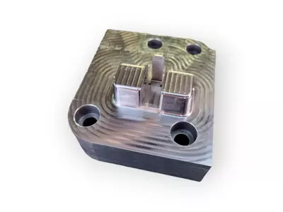 Injection moulding tool moulding insert